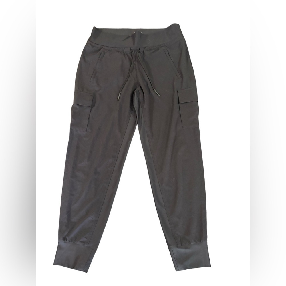 Athleta utility cargo joggers size 10